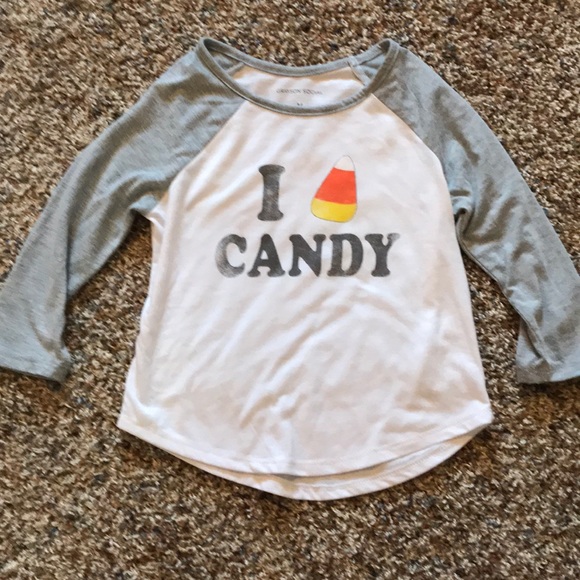 Super soft Halloween shirt!  3/4 baseball sleeves - Picture 1 of 3